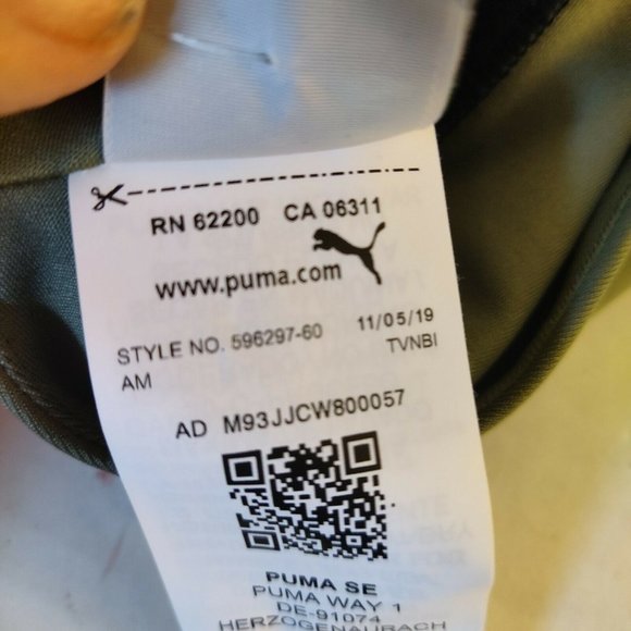 NWT Puma Womens Evide Workout Set Crop Top Bra Shorts Green - Picture 11 of 12